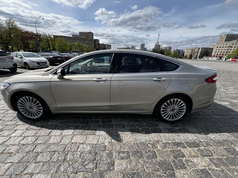Продам Ford fusion titanium 2015