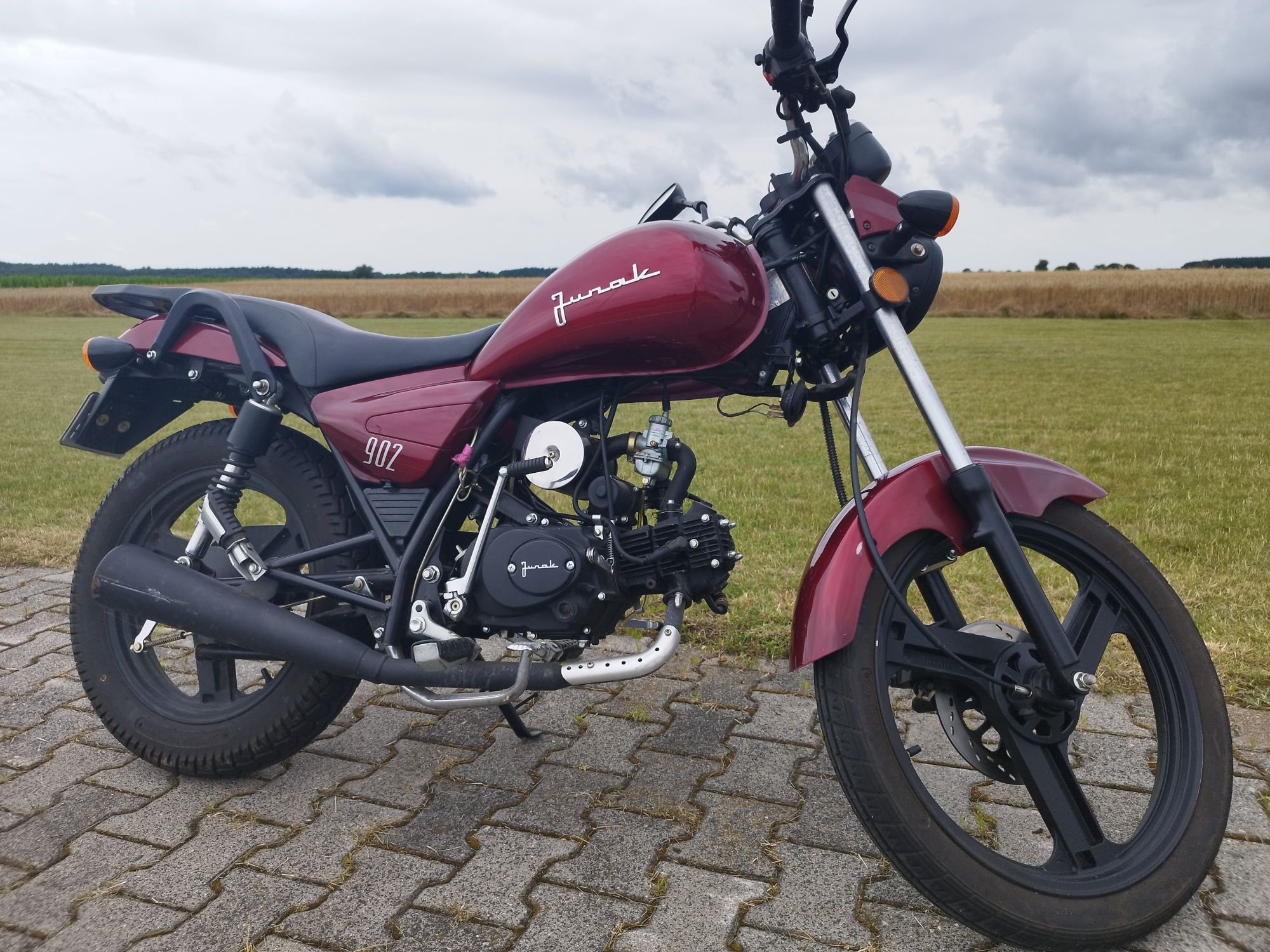 Motorower Junak 902