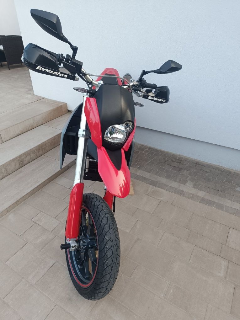 BMW g650xmoto KTM 690