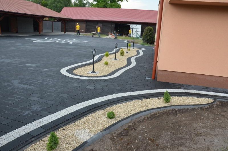Układanie kostki brukowej - firma Dorex