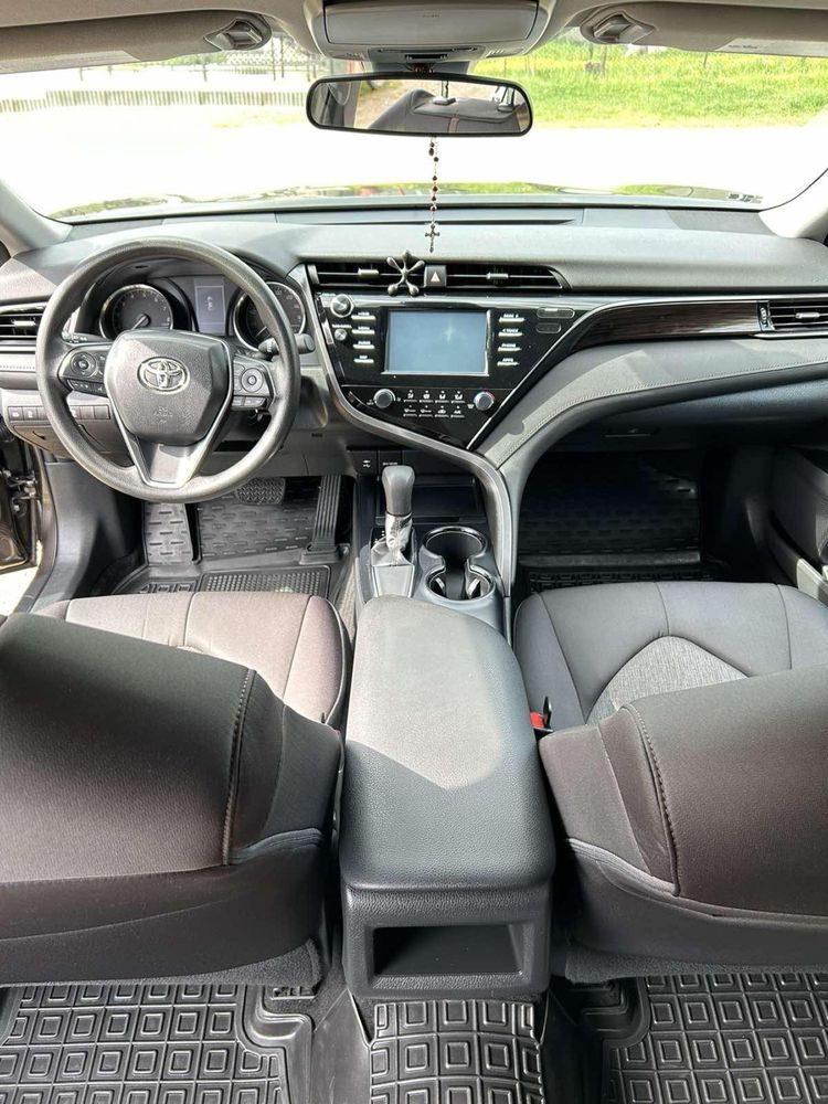 Toyota camry 2018