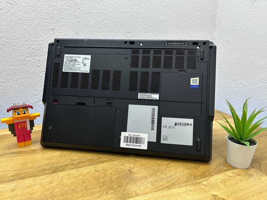 laptop Fujitsu H780