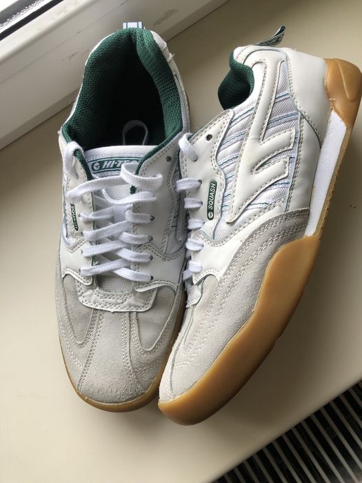 Кроссовки б/у отличное состояние