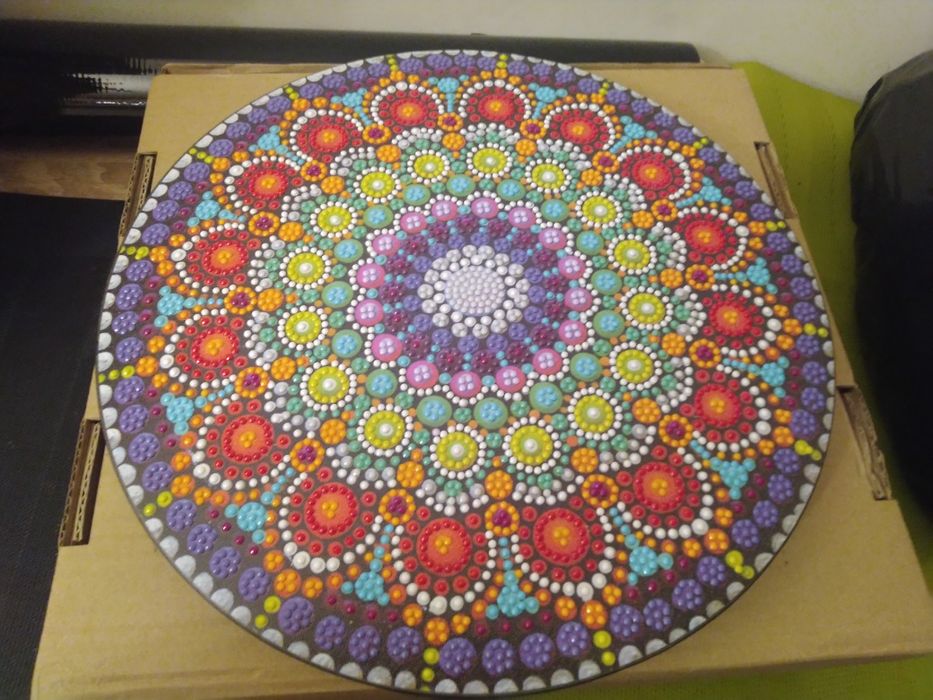 Ręcznie wyklejana Mandala