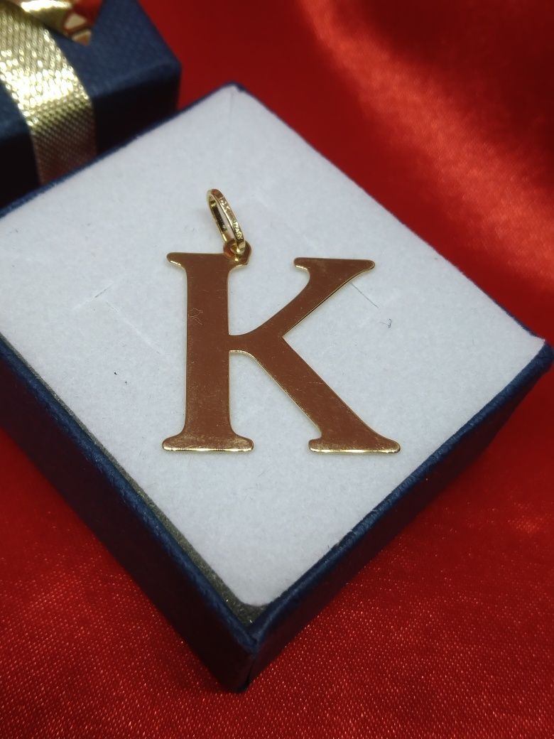 Złoty wisiorek literka K, złoto 585 (294)