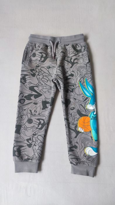 Chłopięce ciepłe spodnie dresowe r.104