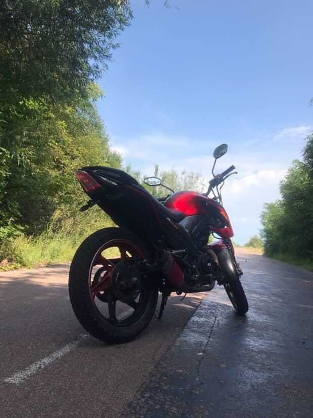 Продаю мопед lifan JR200