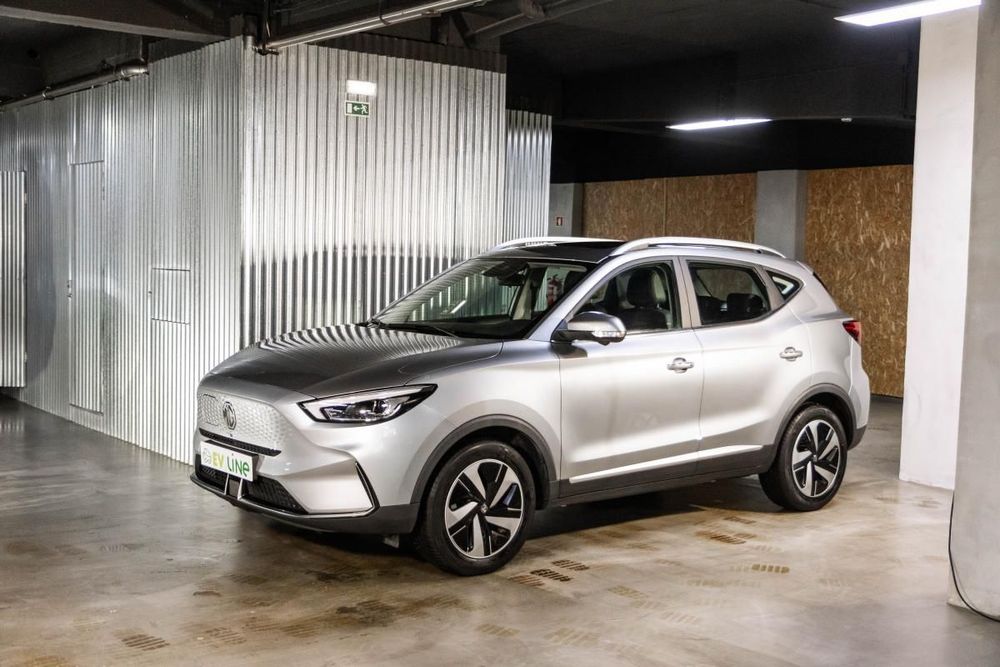 MG ZS EV 72.6 kWh Luxury