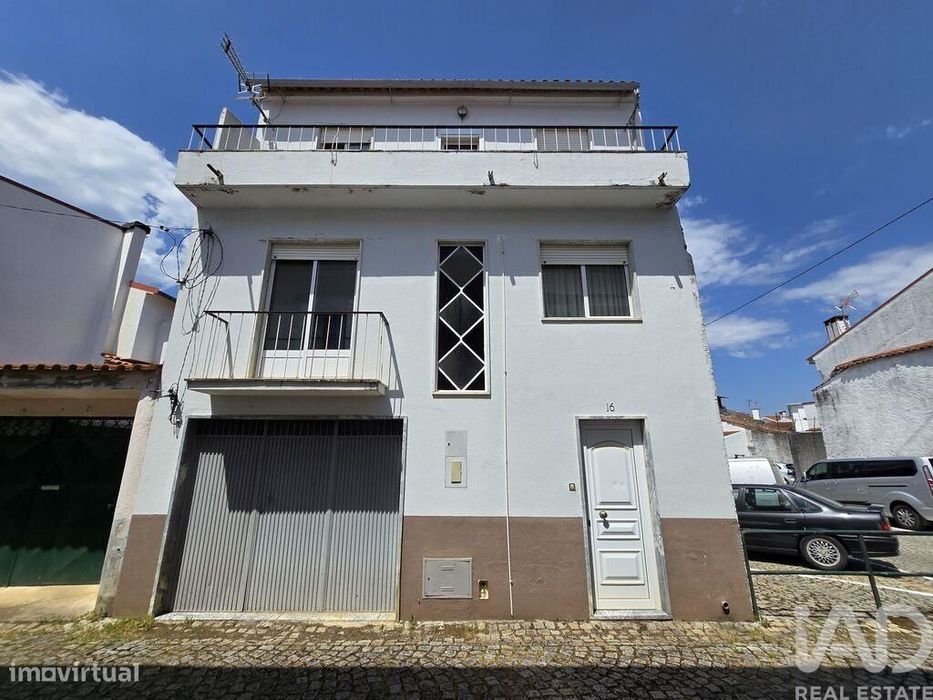 Casa / Villa T4 em Sarzedo de 144,00 m2