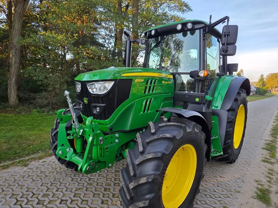John Deere 6120M  Ciągnik rolniczy John Deere  6120M