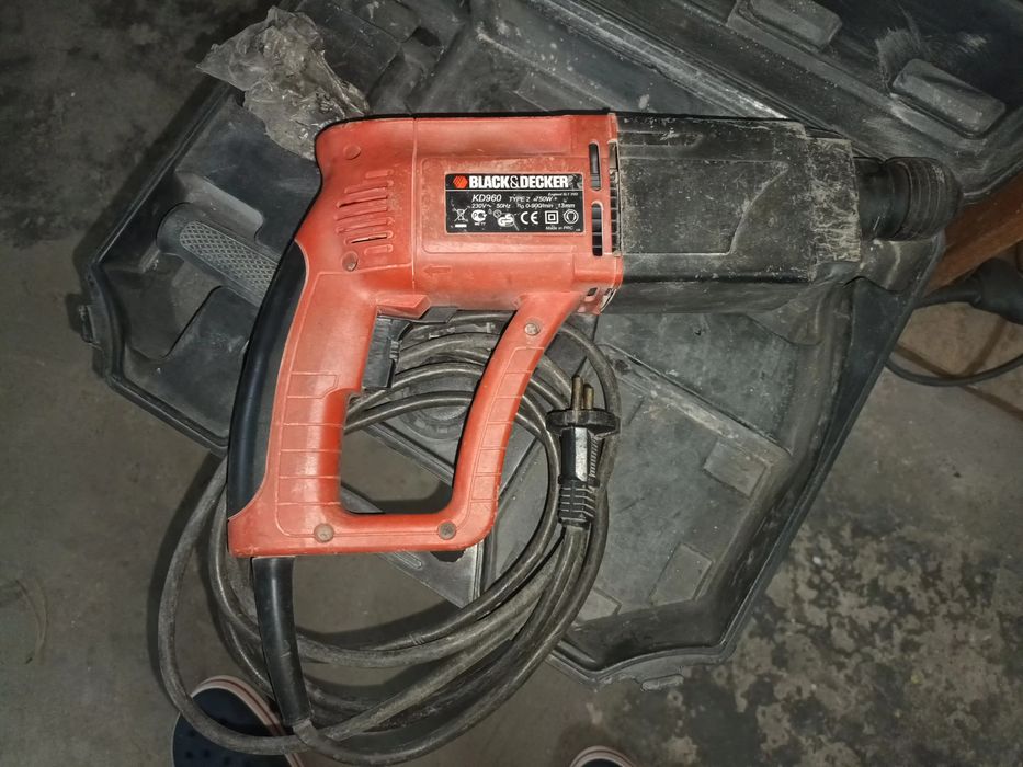 Młotowiertarka Black Decker