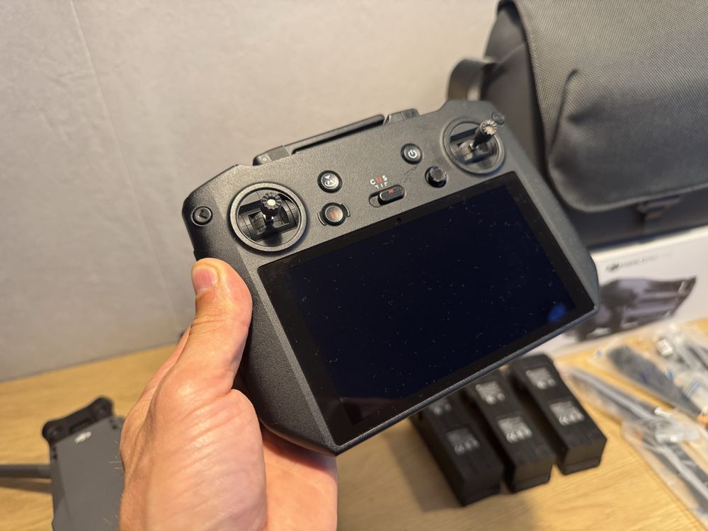 DJI Mavic 3 pro cine premium combo, ssd 1TB FVAT