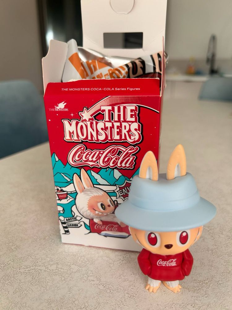 Labubu coca-cola
