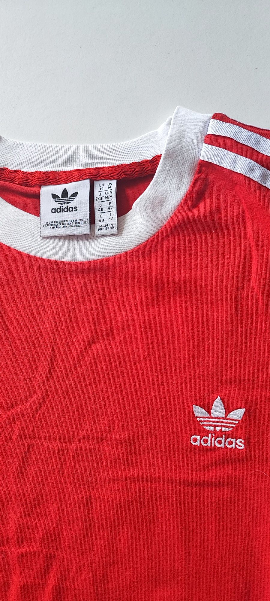 Camisola vermelha Adidas