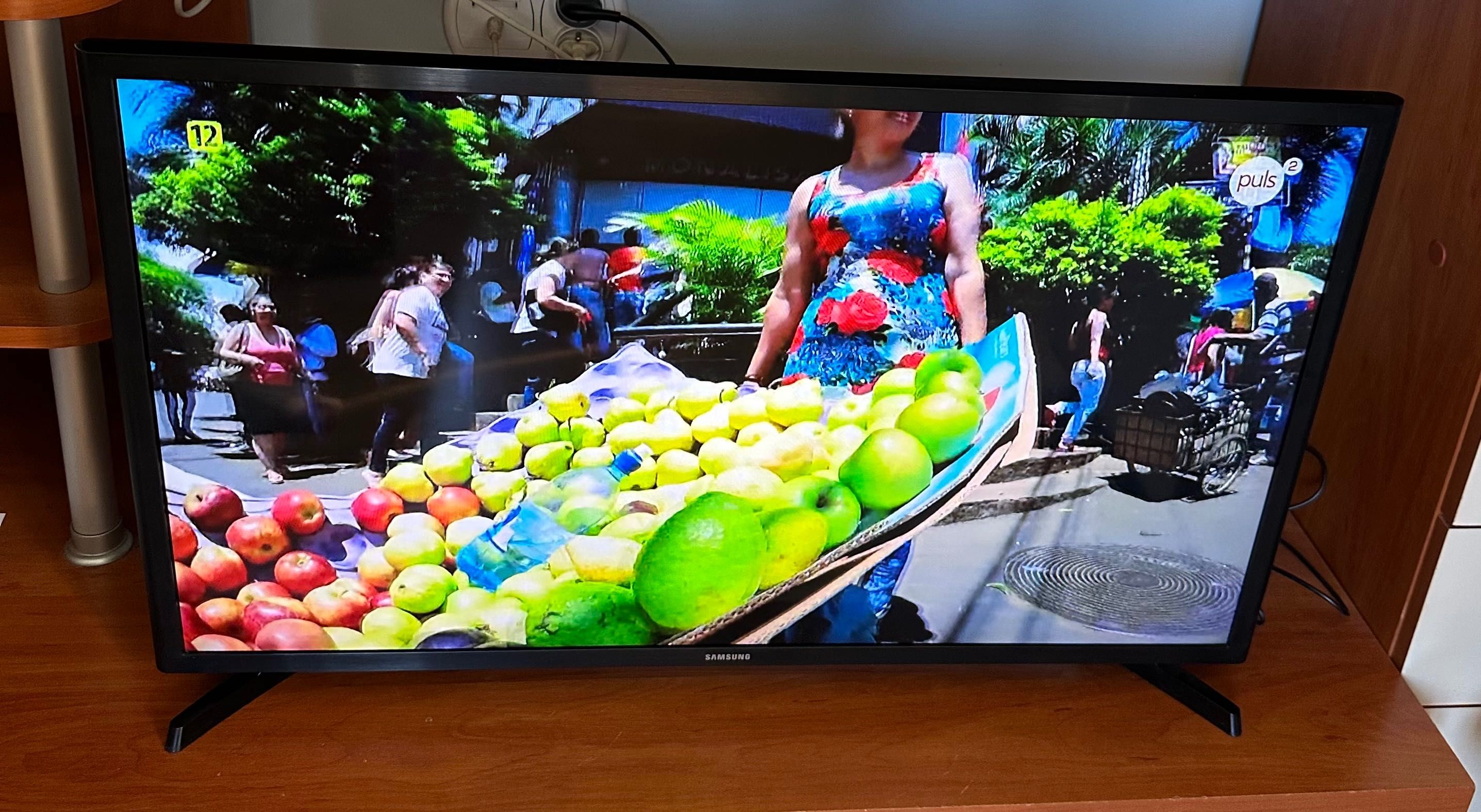 Telewizor Samsung 32 cale  ue32m5002ak