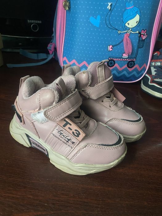 jong golf 28 осінь зима рожеві пудра чоботи взуття хайтопи снікерси