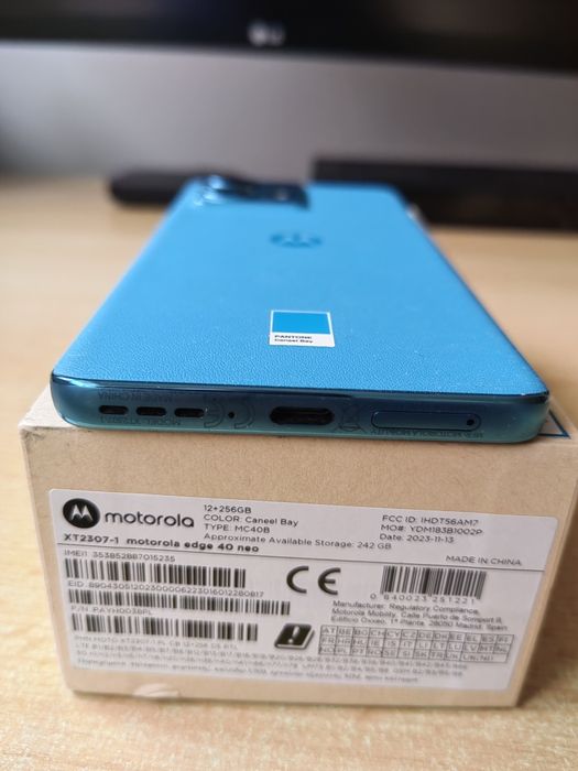 Motorola EDGE 40 neo 12/256 GB stan bdb gwarancja