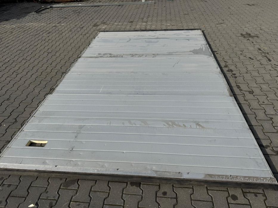 Brama 2.55x4.00 segmentowa elektryczna panelowa