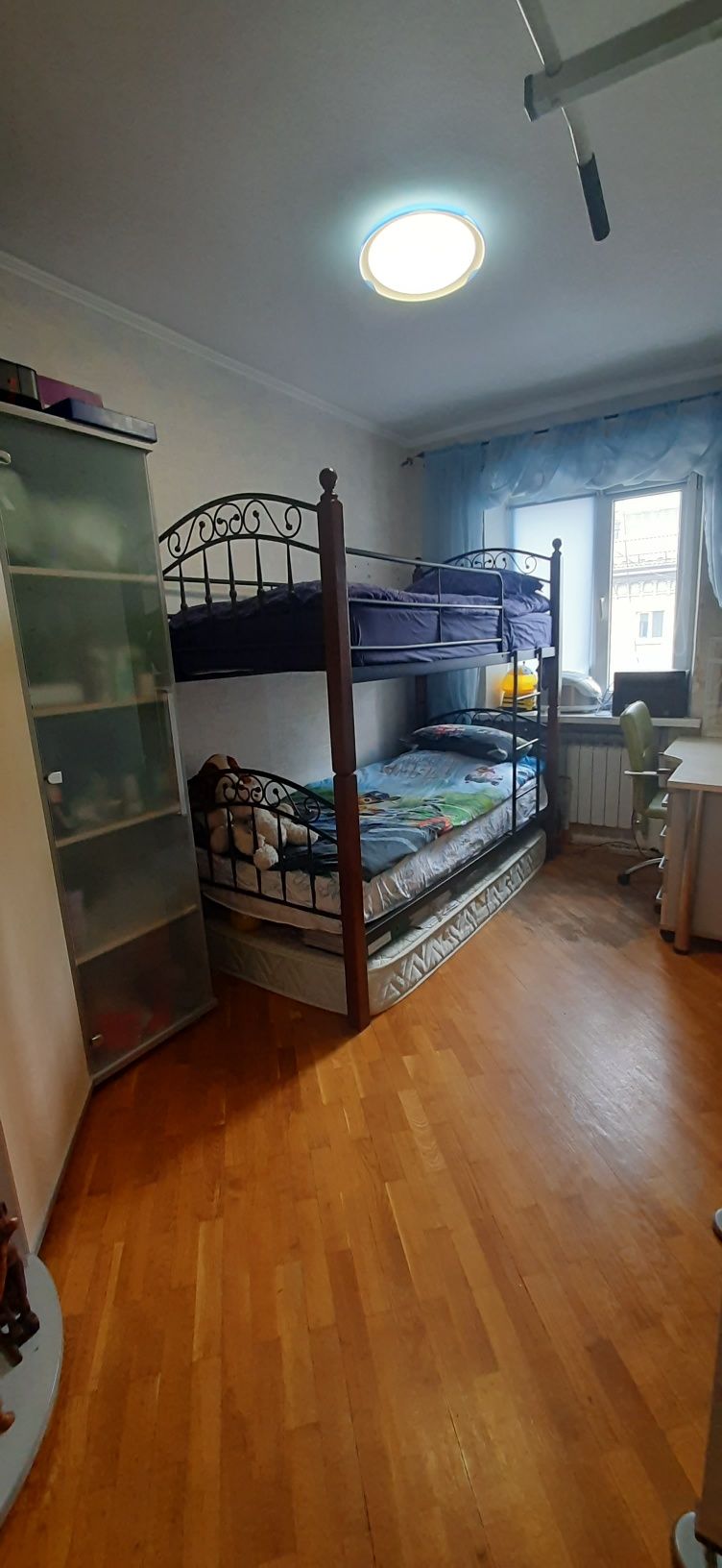 Продам чудову квартиру на Київській