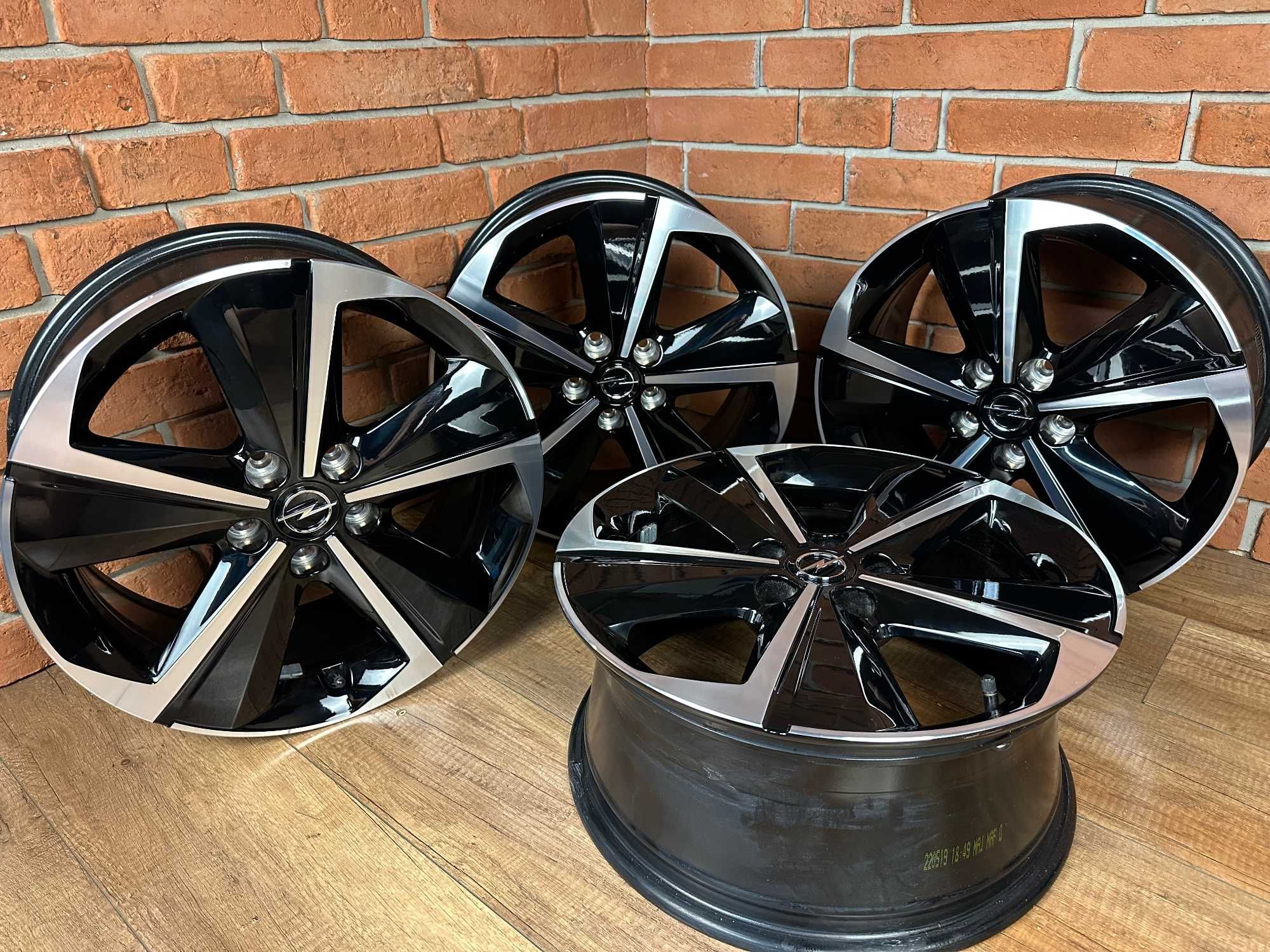 Felgi 17 5x108 Opel Astra L DEMO Jak Nowe