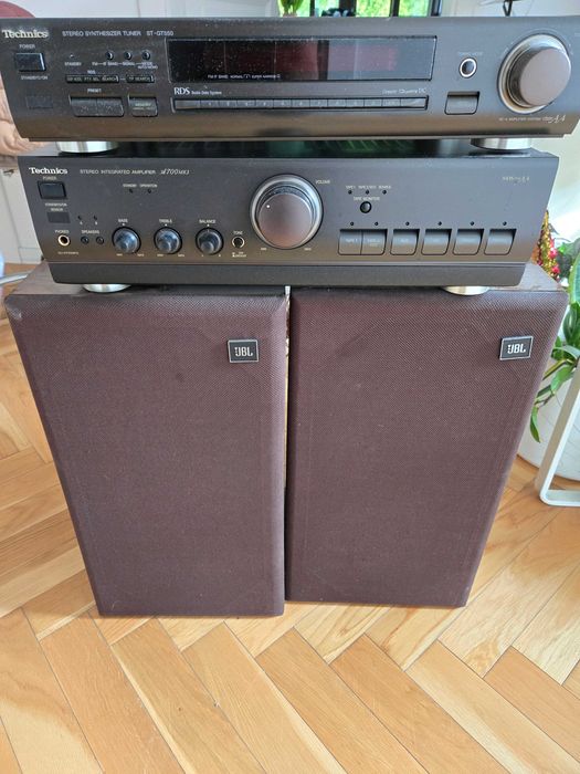 Technics SU-A700MK3, JBL Decade 16, STGT550