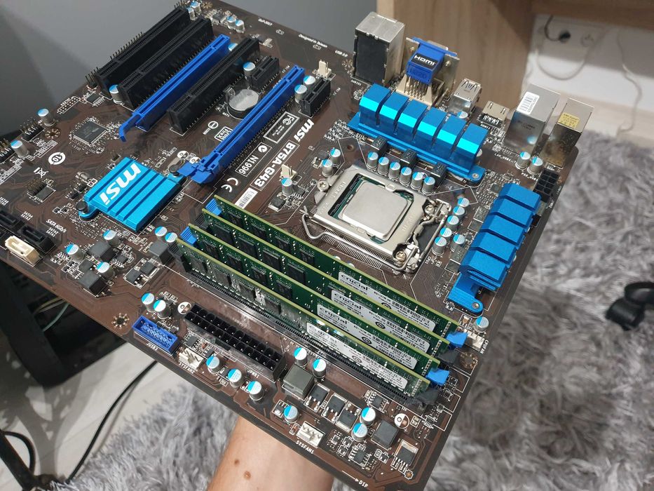 MSI B75A-G43 Socket 1155 Płyta główna + 16Gb ram DDR3 1600mhz i5-2500