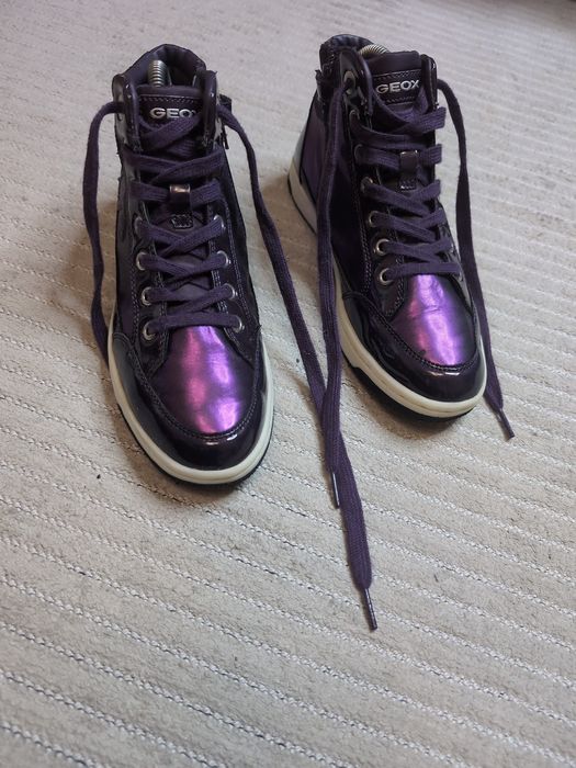 кросівки Geox 37р. 23 см світяться чудовий стан
