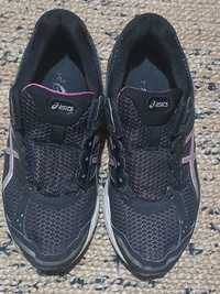 Tenis asics pretos  40