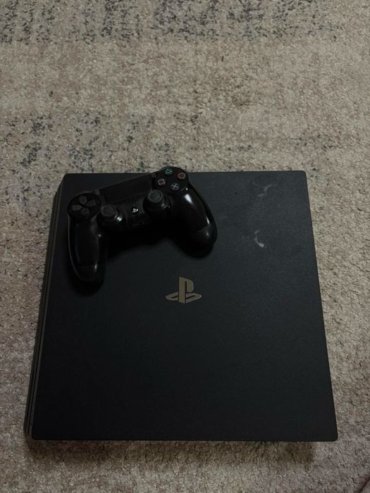 PlayStation 4 pro 1 TB