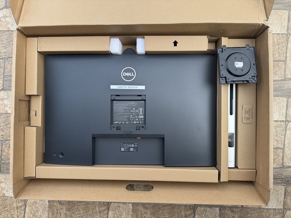 Новий монітор Dell P2724DEB 27” QHD IPS USB-C