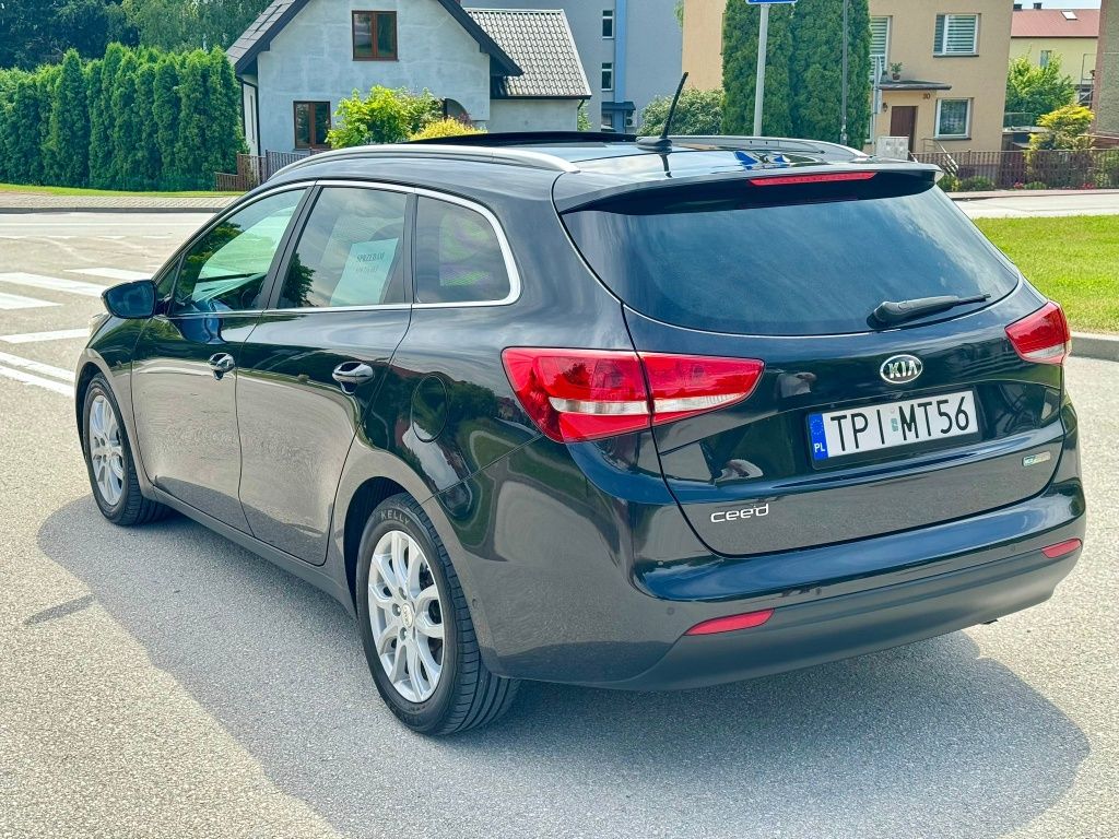 Sprzedam KIA CEED Led. Panorama MAX OPCJĄ