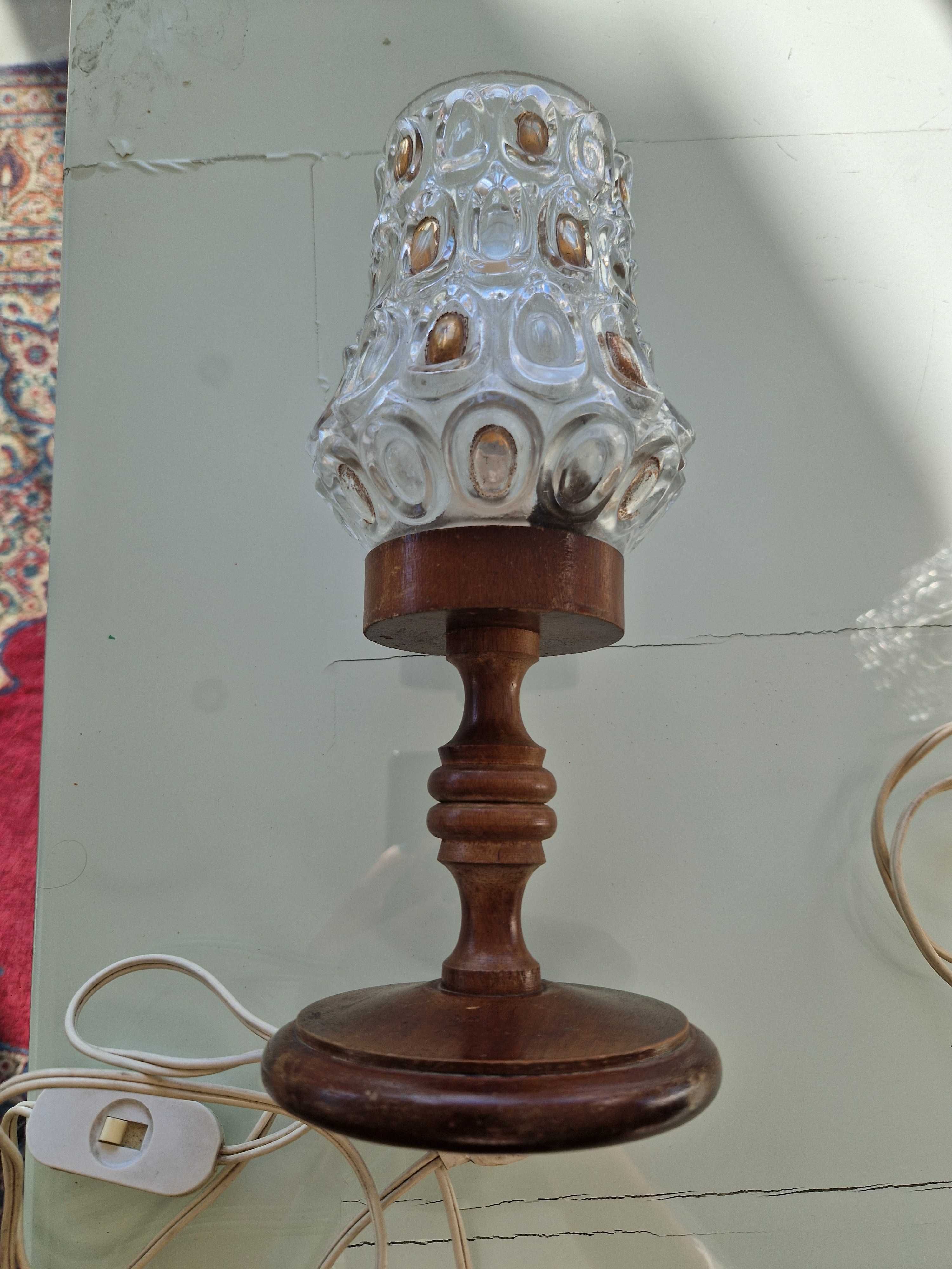 Candeeiros de mesa Vintage vidro com base em madeira