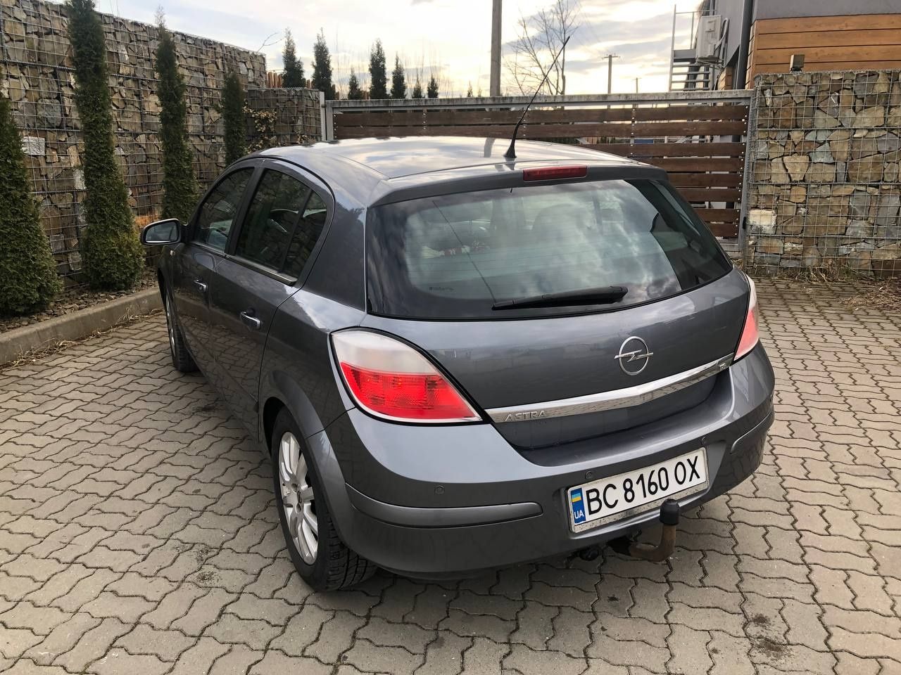 Продам Opel Astra H