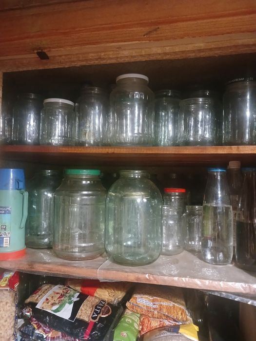 Продам банки от 0,5 до 3л.