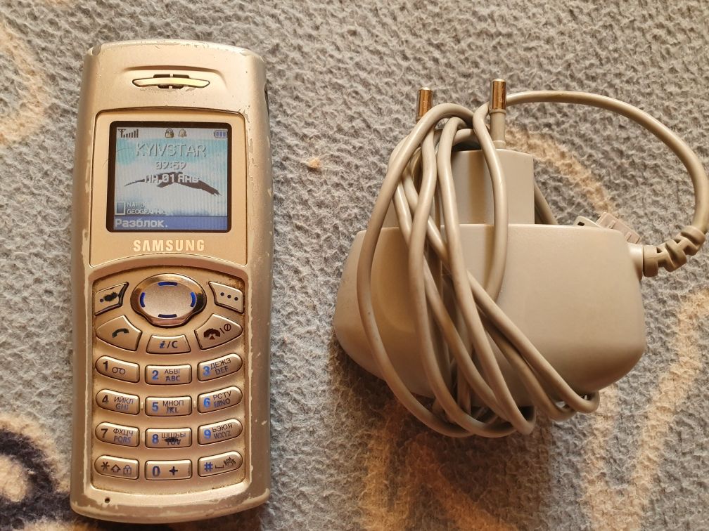 Продам Samsung  C 100