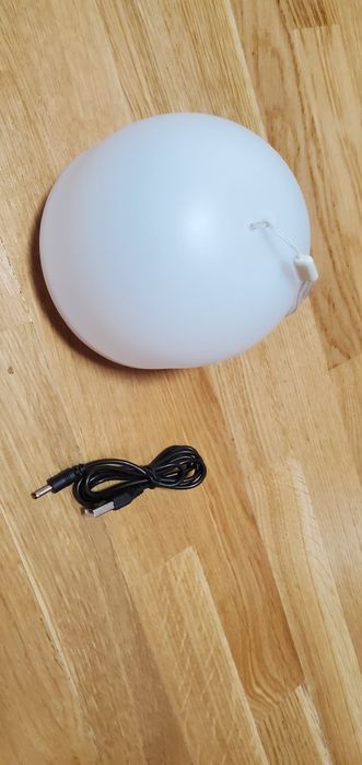 Лампа, нічник на акумуляторі