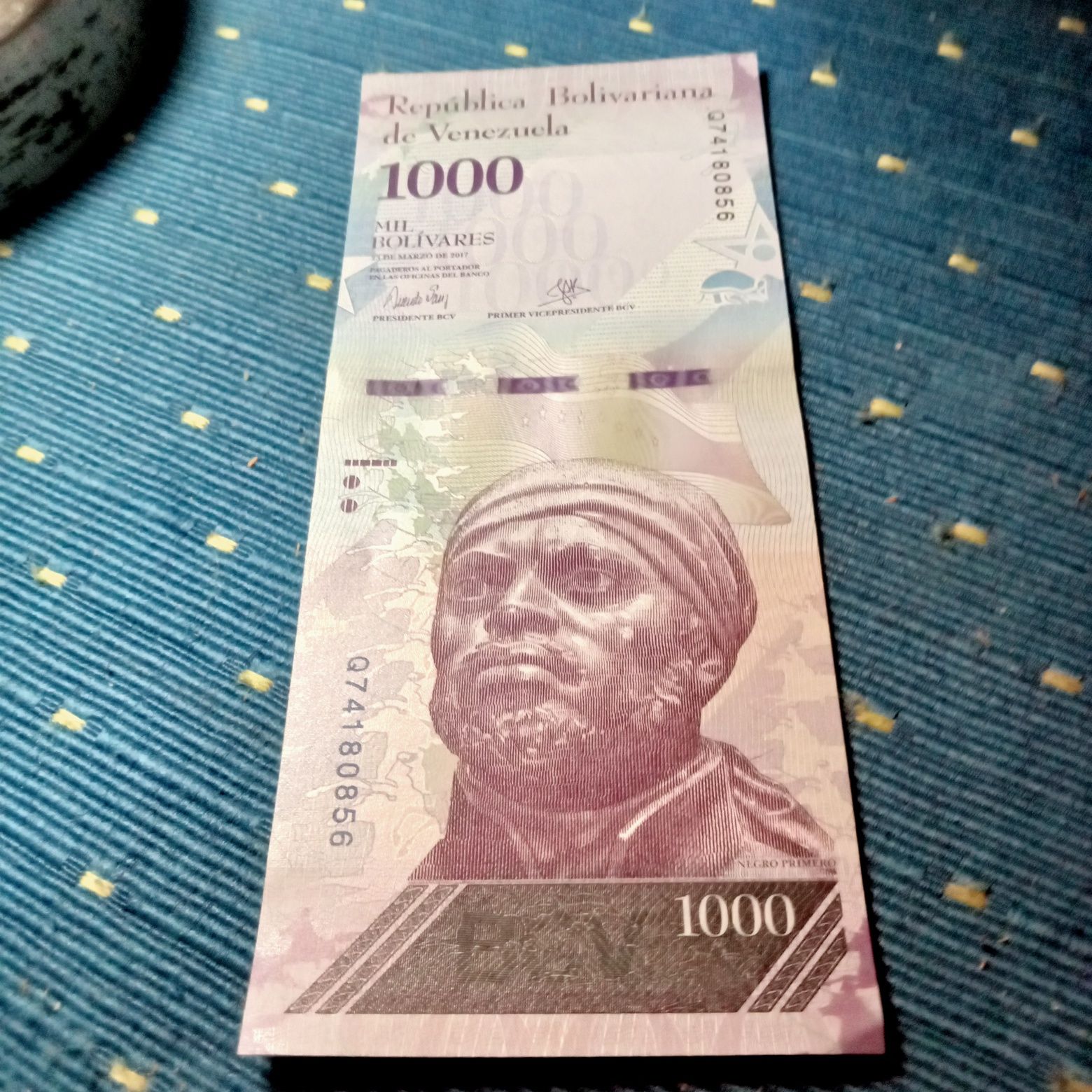 1000 bolivares nota 2017