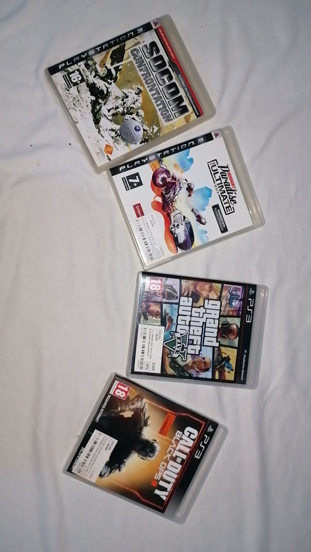 Garage sale - "venda de garagem"