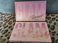 Glam Shop Resort paleta cieni