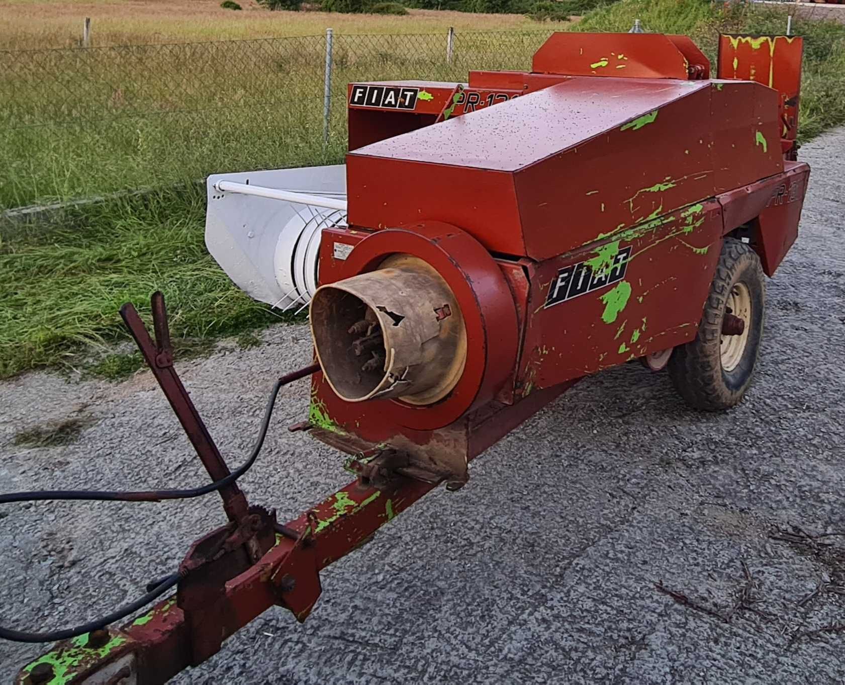 Enfardadeira fiat 131