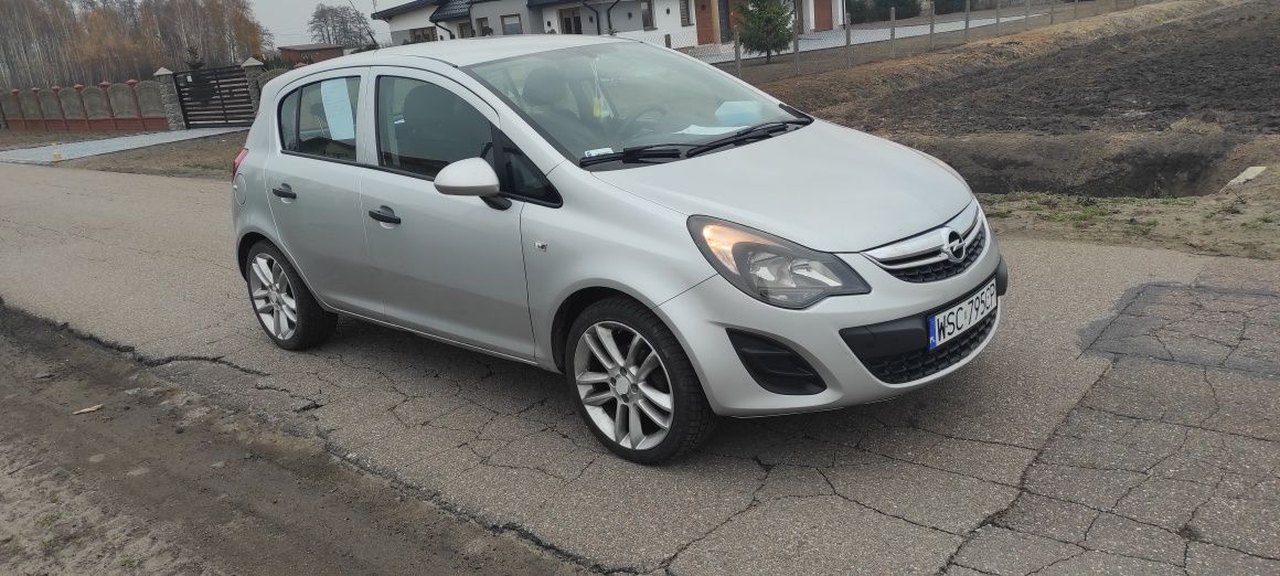 Opel Corsa 1.2 benzyna 2014 r. Właściciel