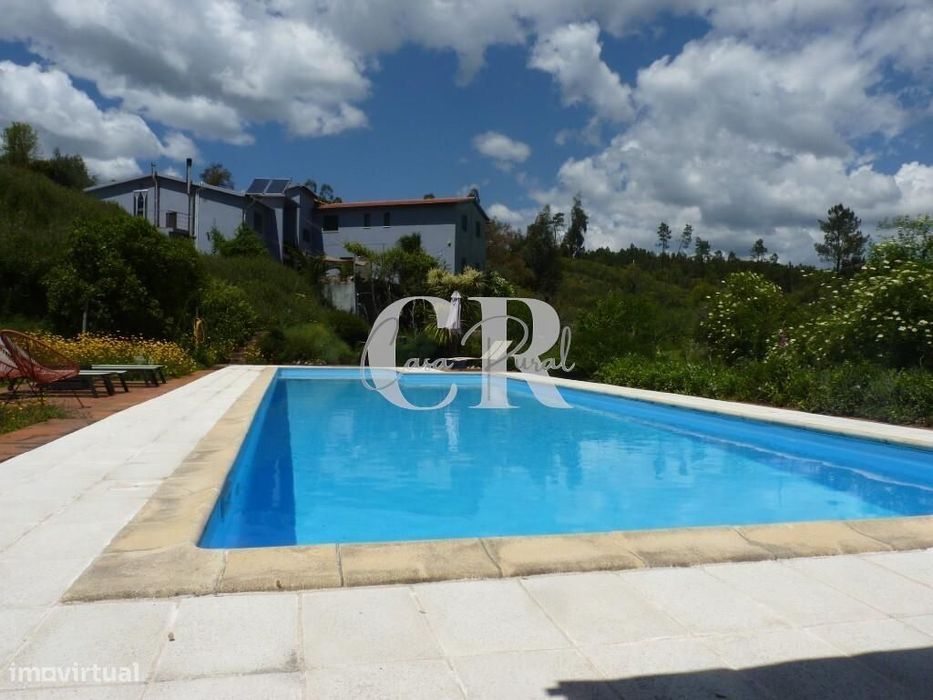 Fantástica moradia T5 com AL, piscina, armazém, poços, furo, 3,8 hecta