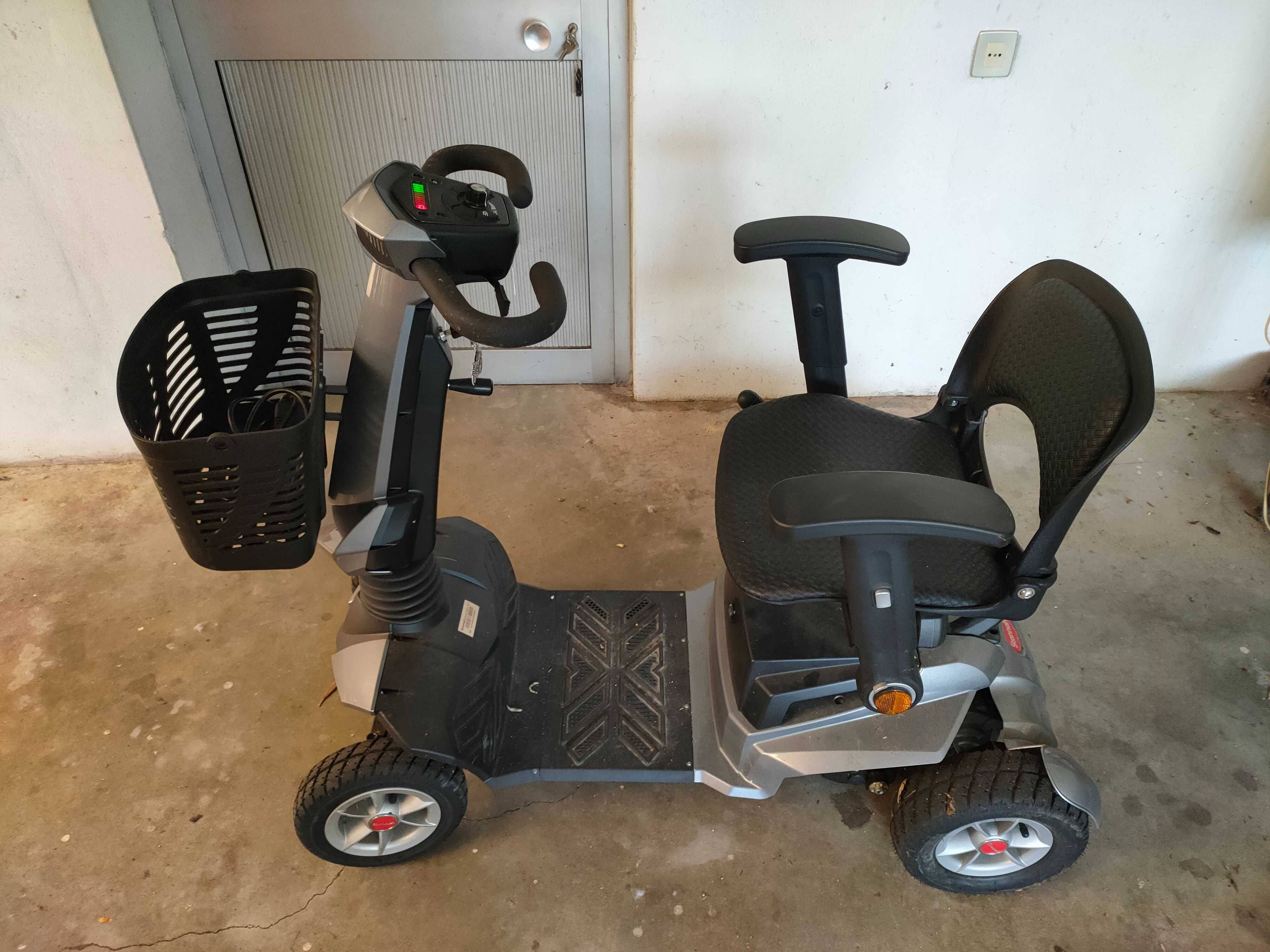 Scooter de mobilidade reduzida