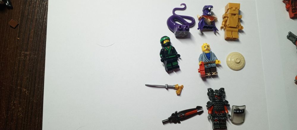 Продам різні фігурки lego оригінал і аналог