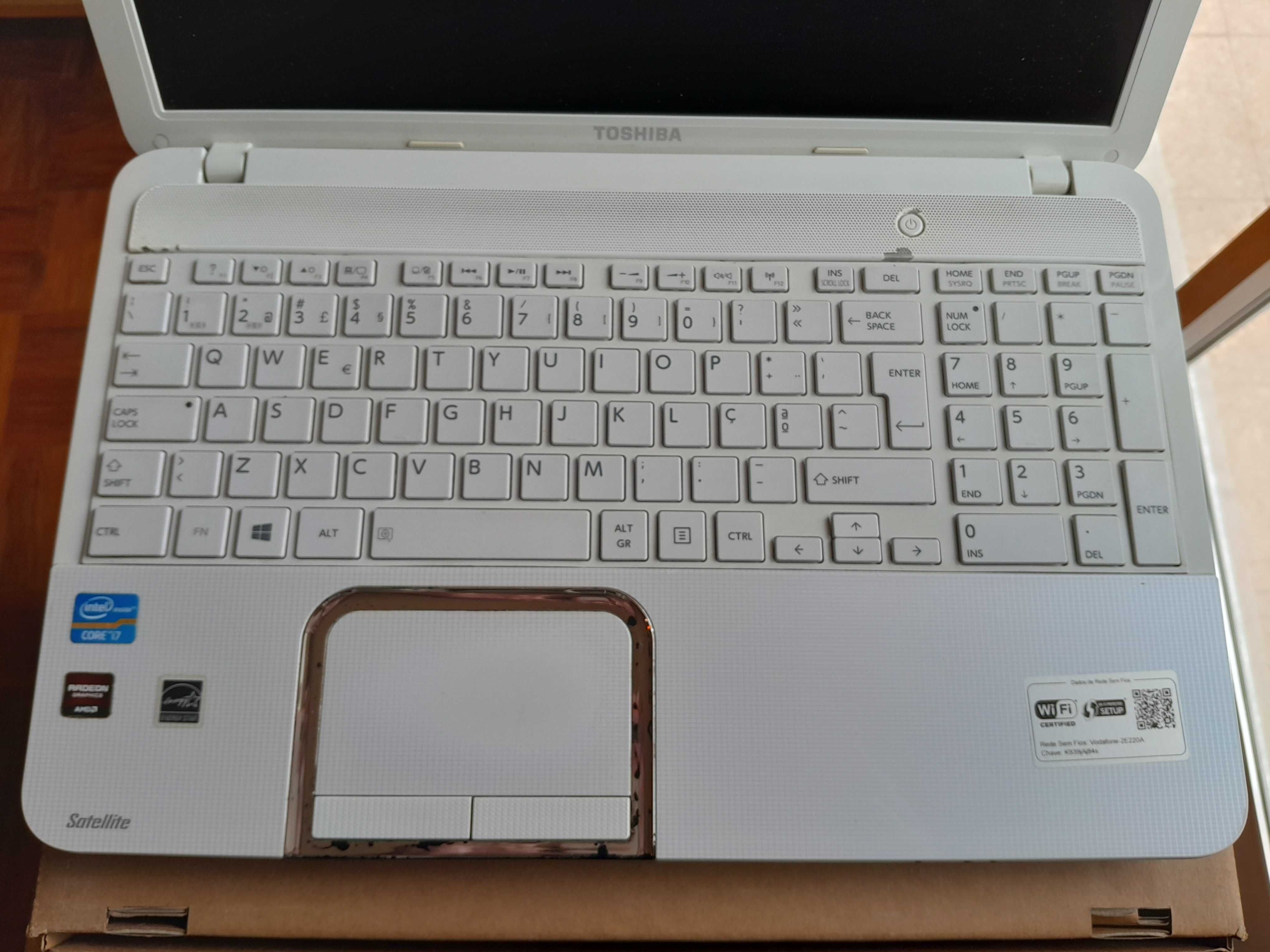 Toshiba Satellite L-850 - Ler descrição