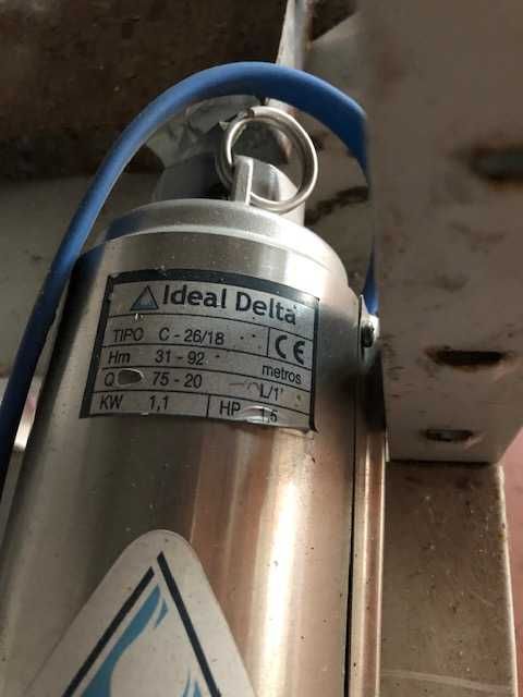 Bomba submersível trifásica de furo Ideal Delta