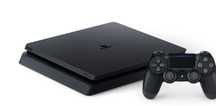 PlayStation 4 com comandos