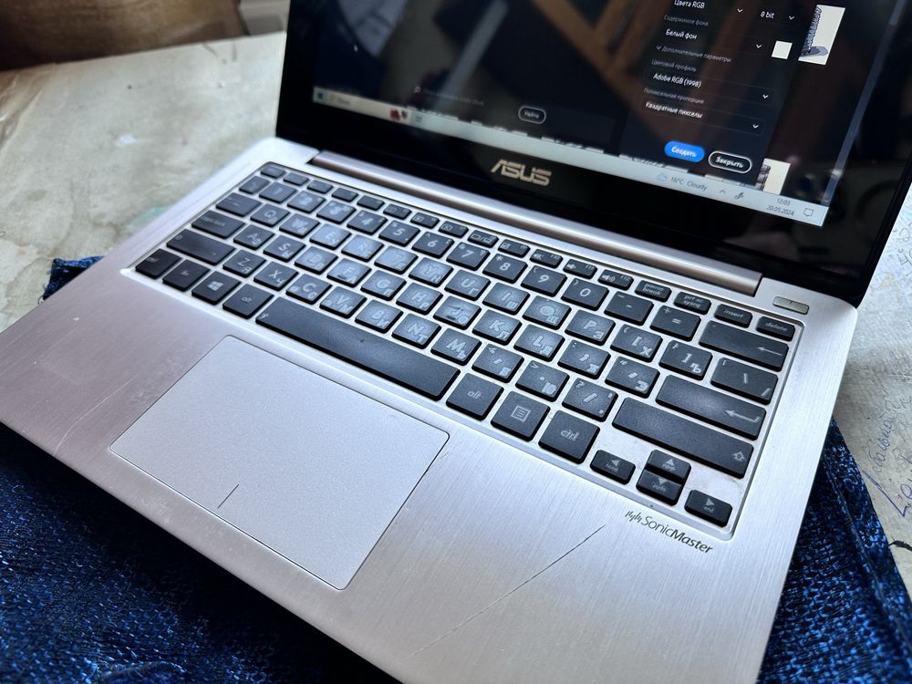 Asus VivoBook x202e steel grey