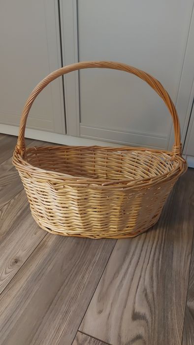 Kosz wiklinowy. Nowy!!!