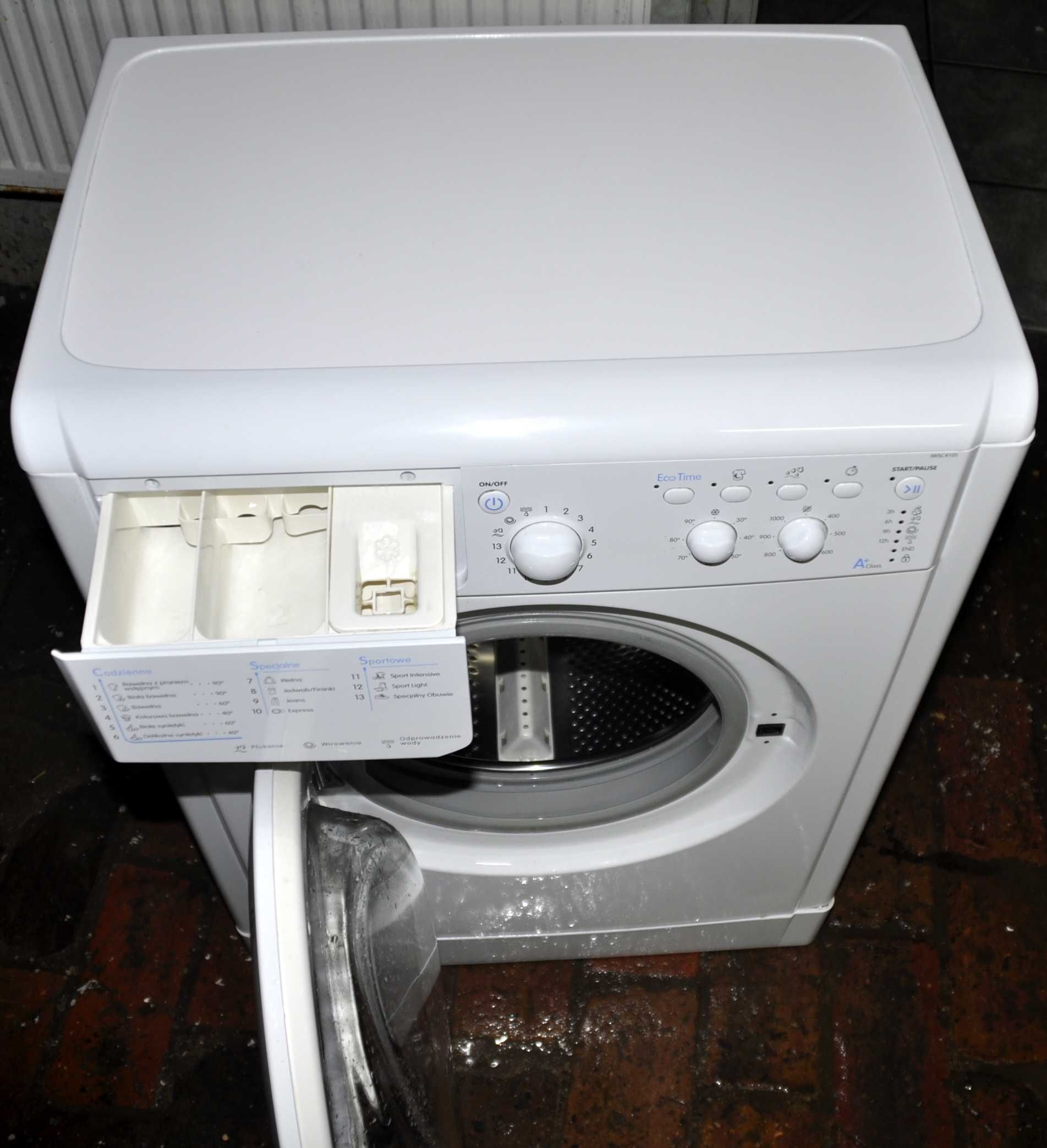 PRALKA PRALKI indesit  SLIM 43 cm 1000 obr transport wniesienie